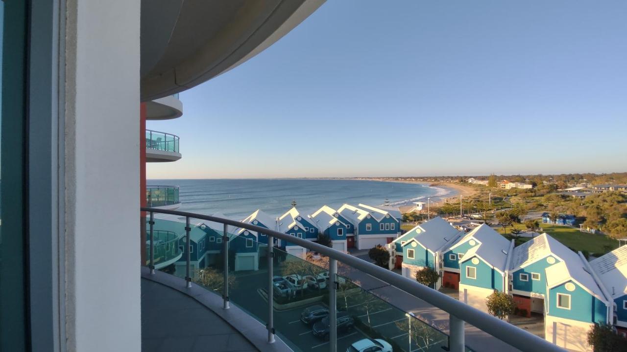 A 406 Fantastic Ocean Beach And Marina View Apt - Манджера Экстерьер фото