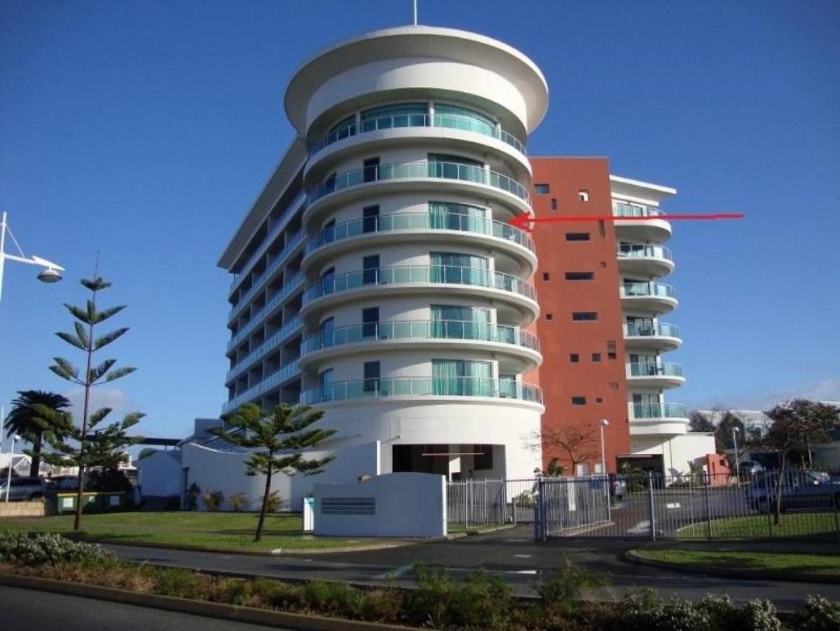 A 406 Fantastic Ocean Beach And Marina View Apt - Манджера Экстерьер фото