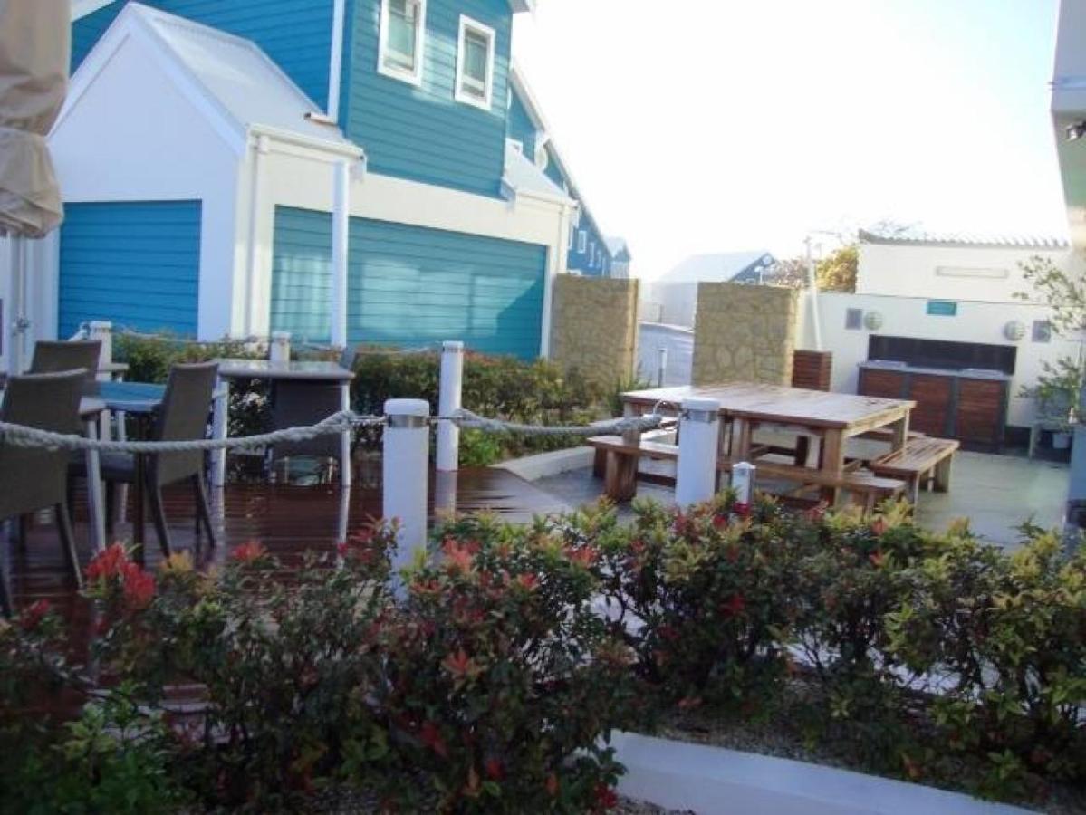 A 406 Fantastic Ocean Beach And Marina View Apt - Манджера Экстерьер фото