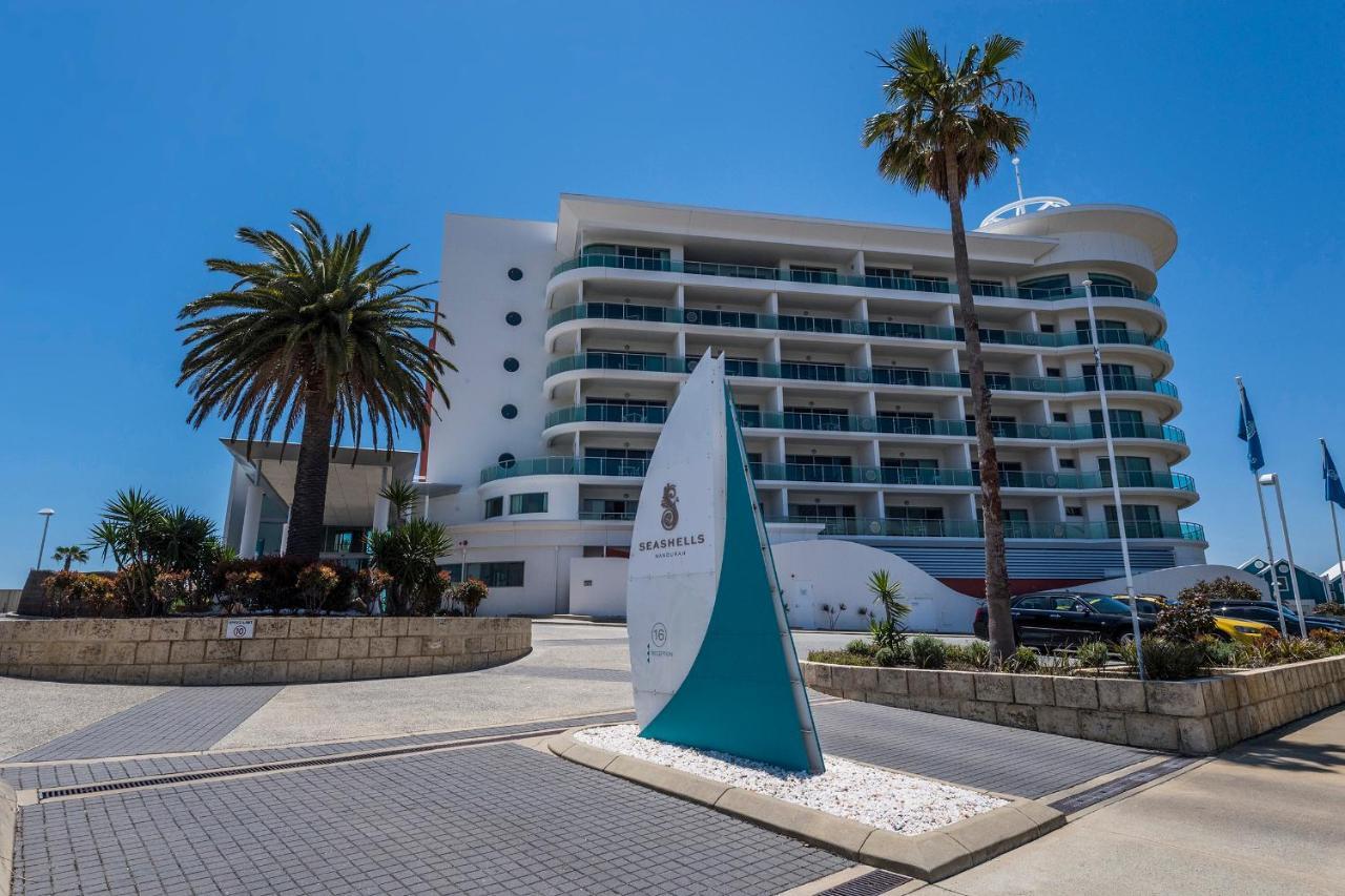 A 406 Fantastic Ocean Beach And Marina View Apt - Манджера Экстерьер фото